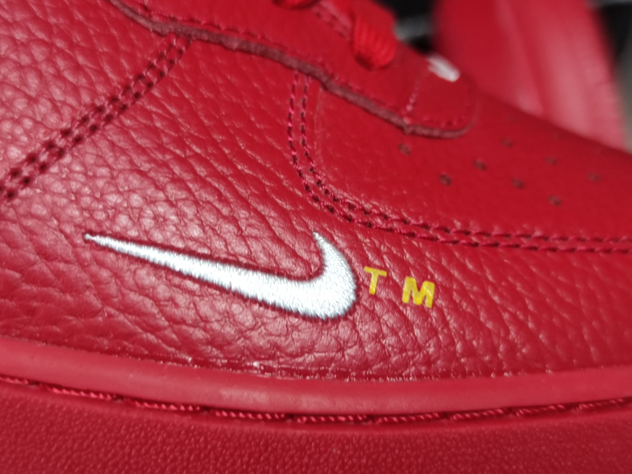 Air Force 1 Mid Utility University Red 804609-605