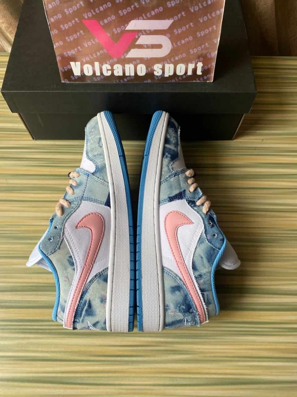 Air Jordan 1 Low Washed Denim/White-Pink DM8947-100