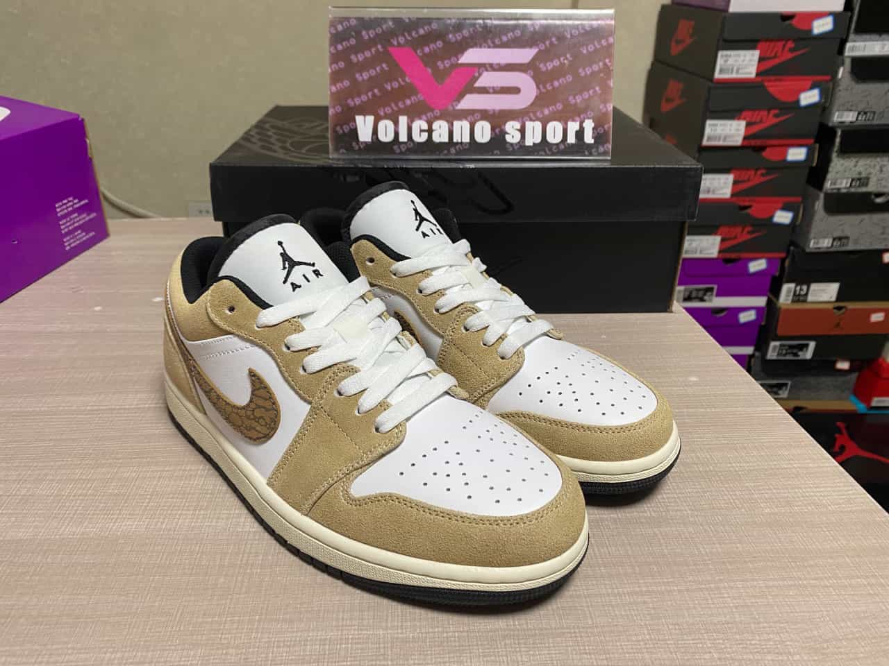 Jordan 1 Low SE Brown Elephant DZ4130-201