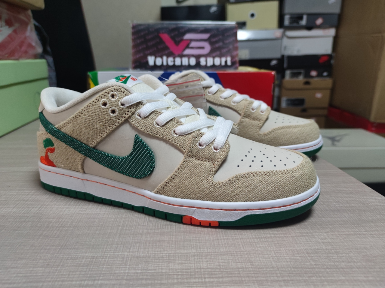 SB Dunk Low Jarritos FD0860-001