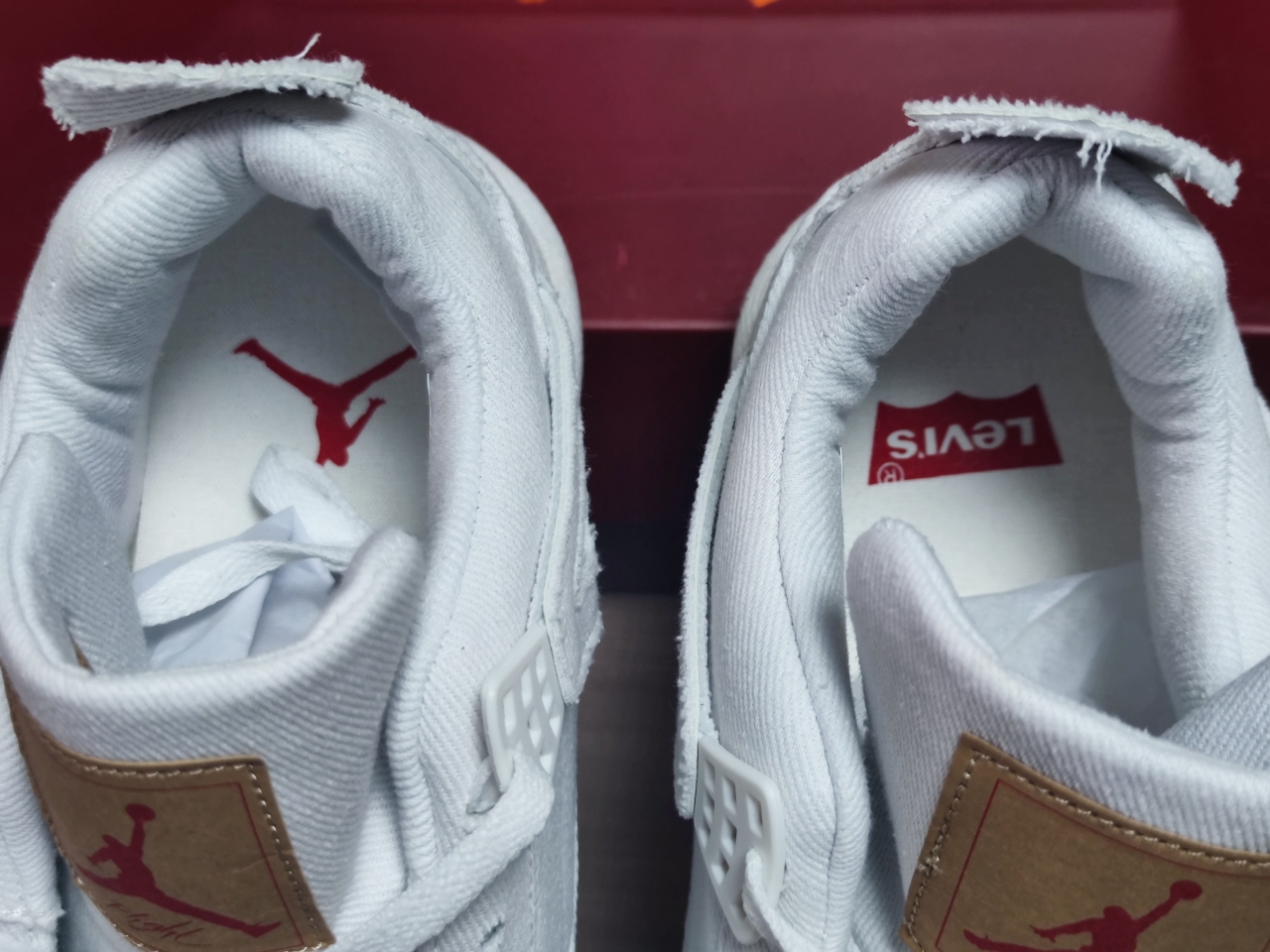 Levi's X Jordan 4 Retro White AO2571-100