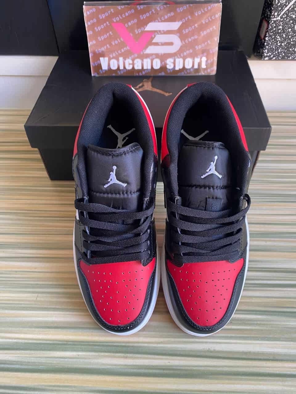 Air Jordan 1 Low Bred Toe 553558-126