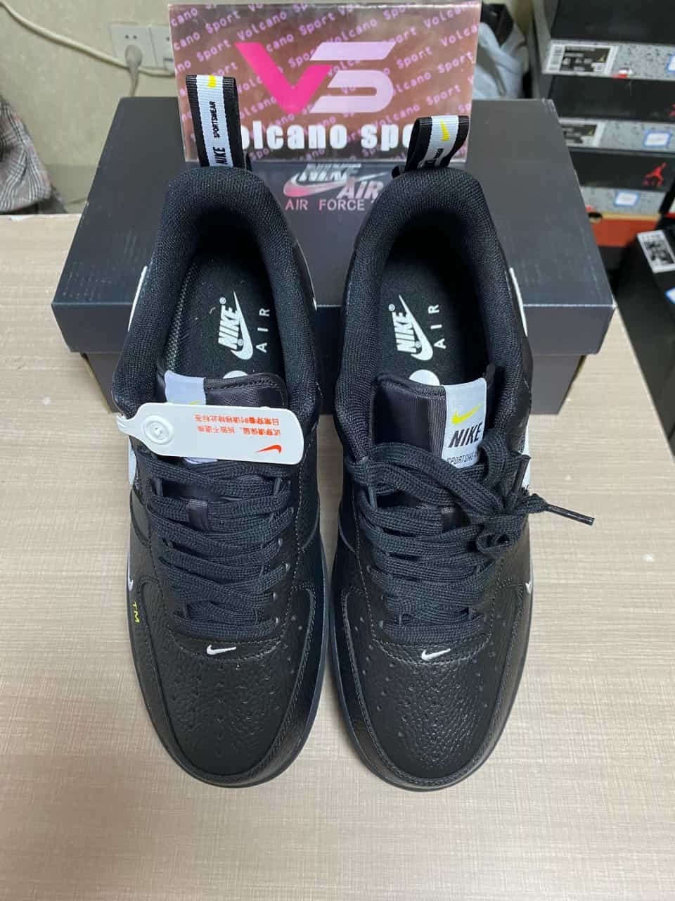 Air Force 1 Low Utility Black White AJ7747-001