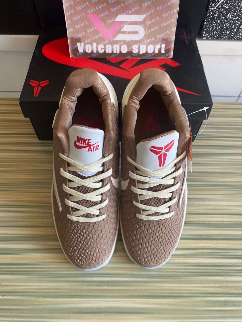 Kobe 6 Protro Chaos Yellow Jaune CW2190-501