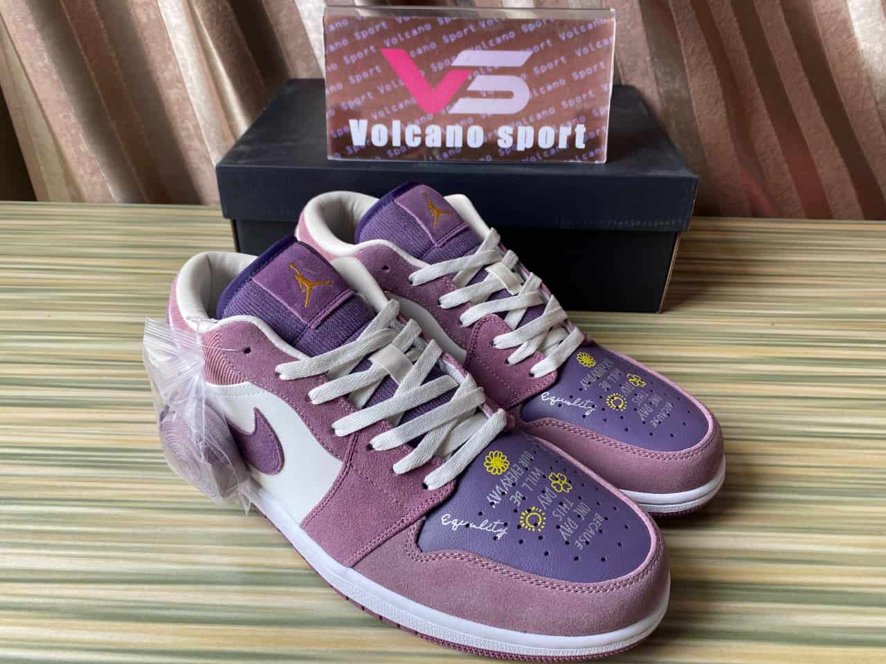 Jordan 1 Low Unity DR8057-500