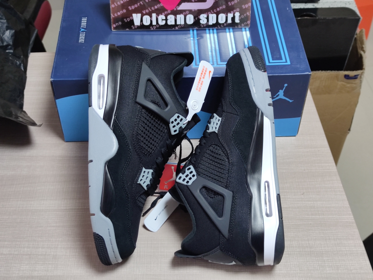 Jordan 4 “Black Canvas”DH7138-006