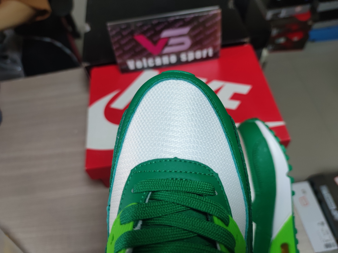 Air Max 90 St Patrick's Day DD8555 300