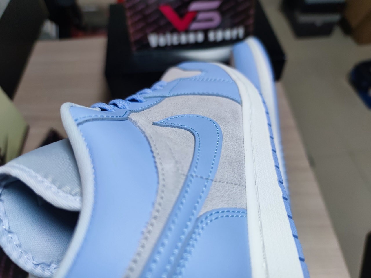 Jordan 1 Low Football Grey Aluminum DC0774 050