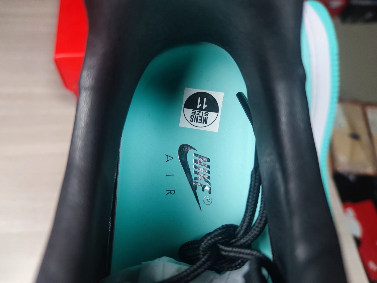 Nike Air Force 1 Low Tiffany & Co. 1837  DZ1382-900