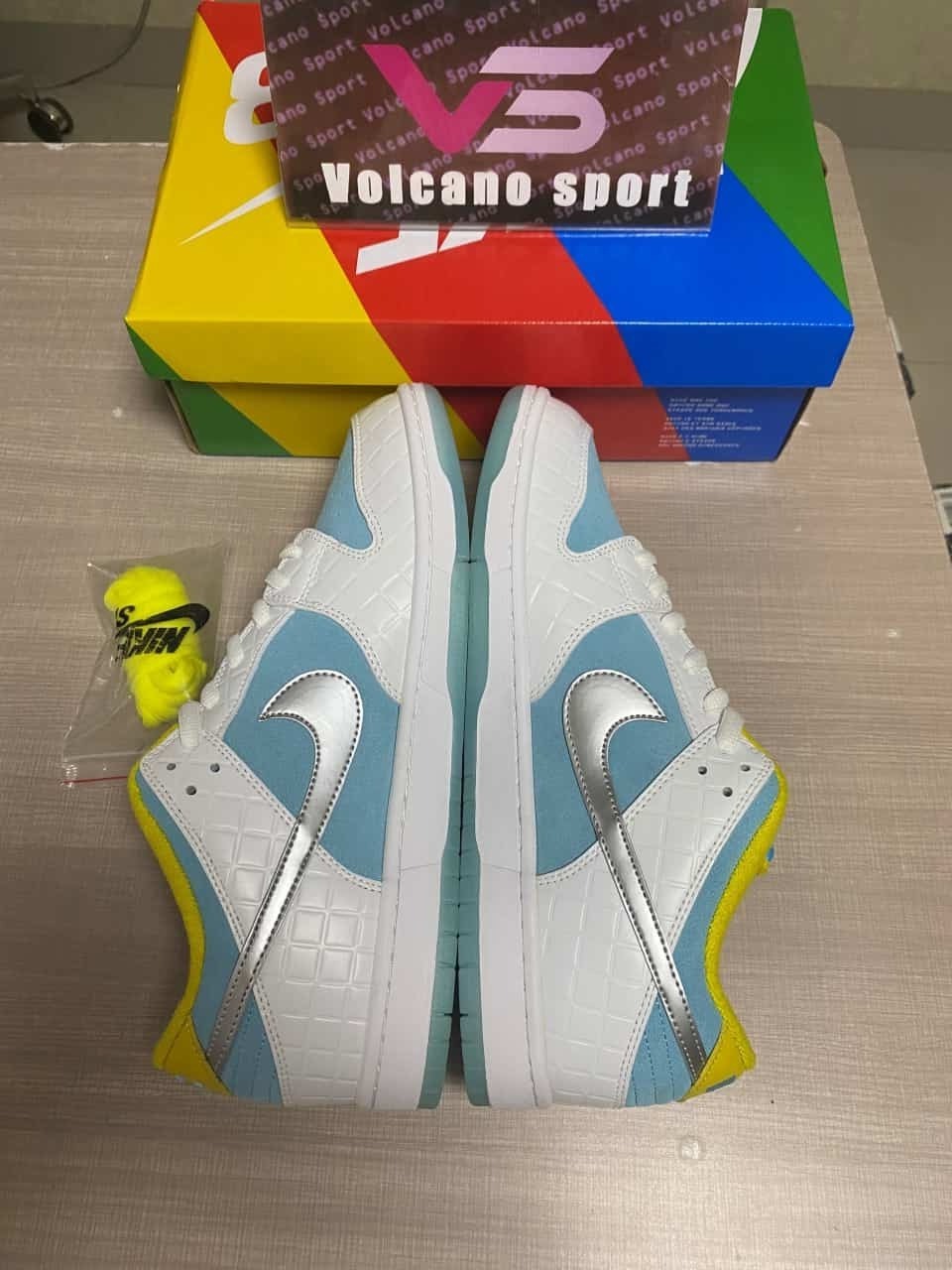 Nike SB Dunk Low Pro FTC Lagoon Pulse DH7687-400