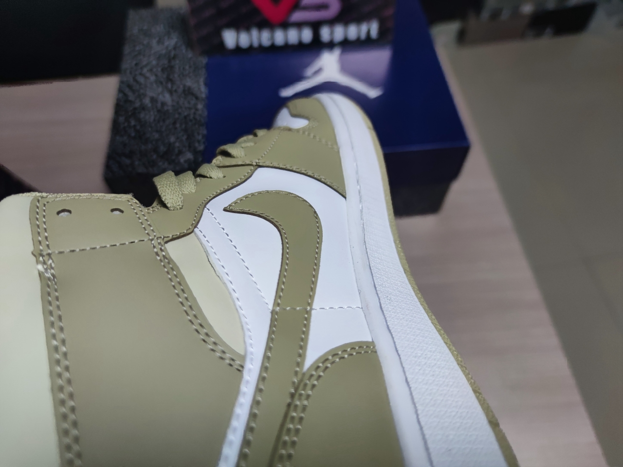 Jordan 1 HIGH ZOOM R2T DV3142 321