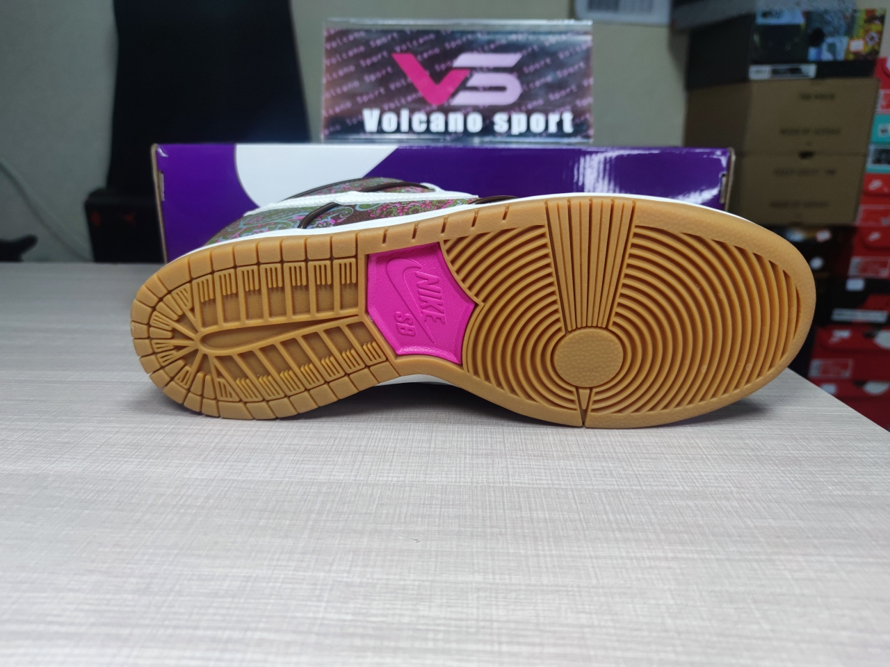 SB Dunk Low Pro Paisley Brown DH7534-200