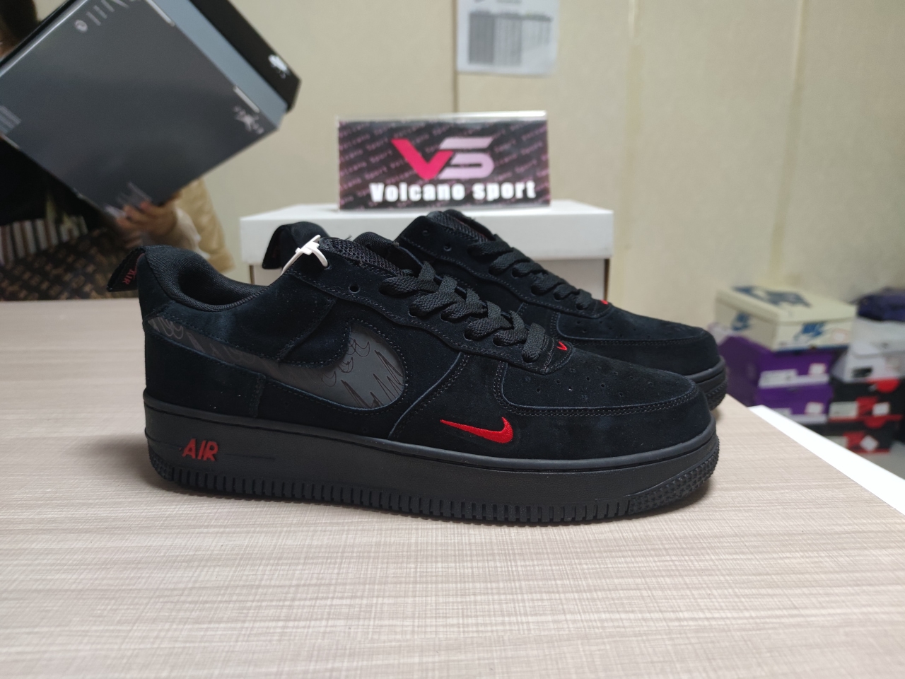 Air Force 1 Low Multi-Swoosh Black Orange DZ4514 001