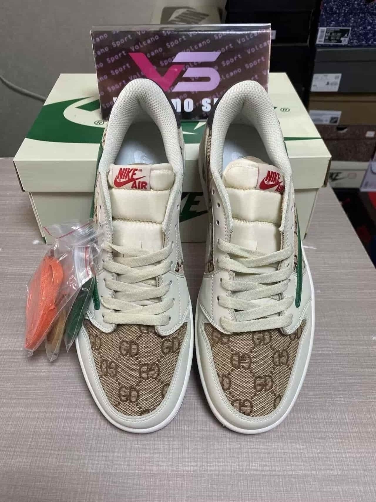 Travis Scott X Nike Air Jordan “Gucci” DM7866-661