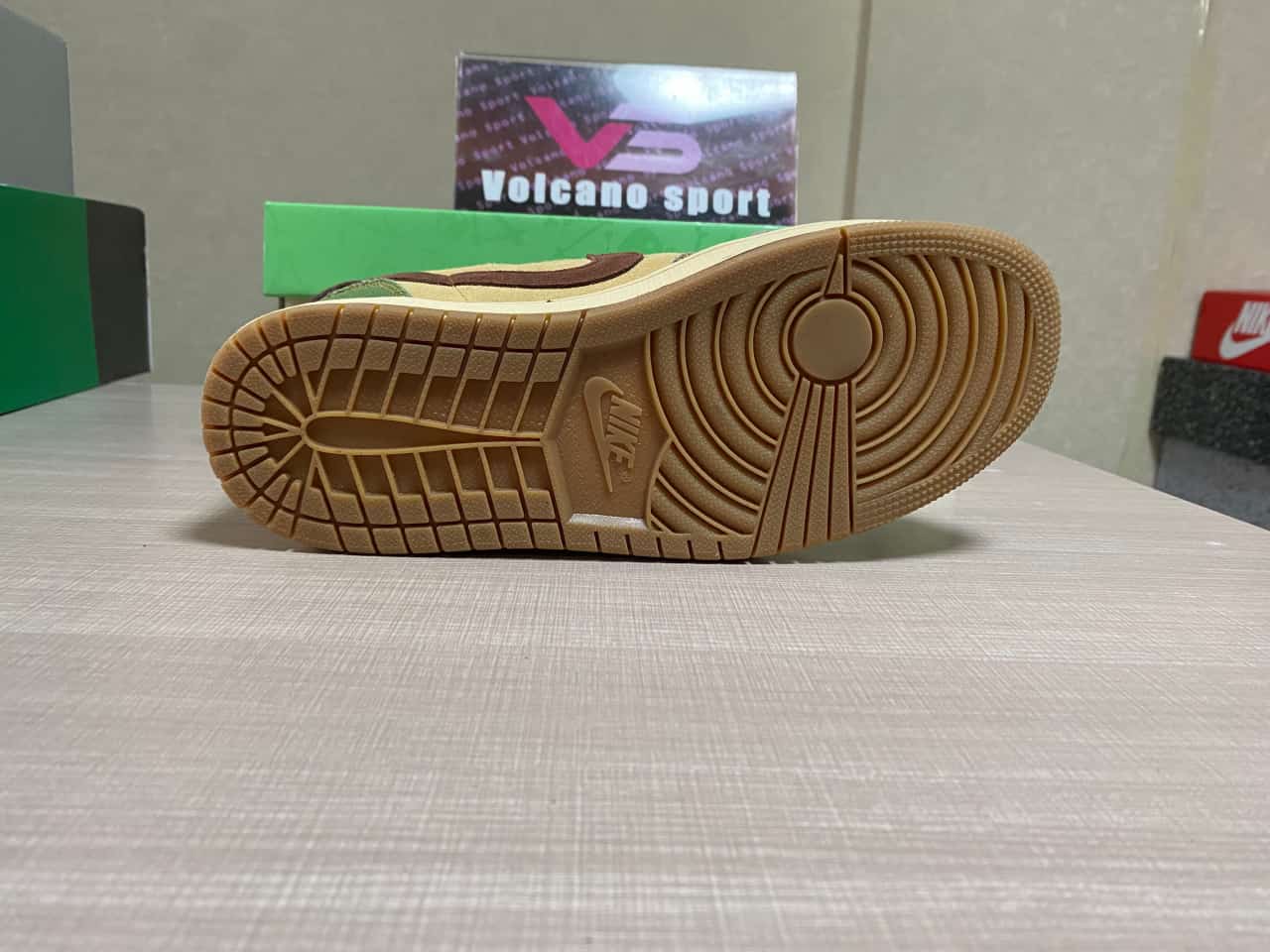 Jordan 1 Retro Low OG 