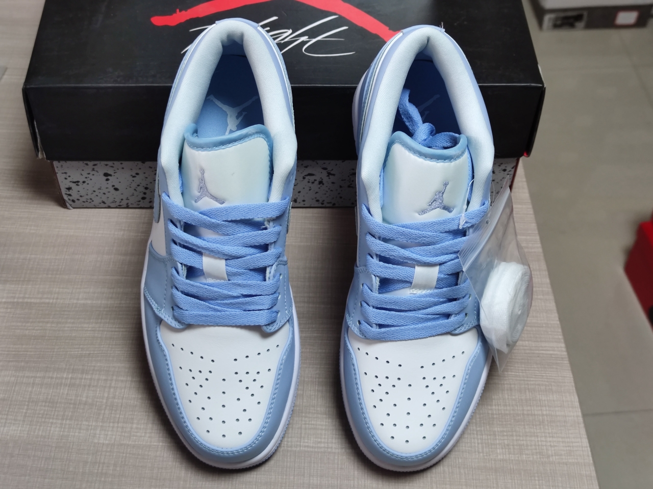 Jordan 1 Low Aluminum DC0774 141