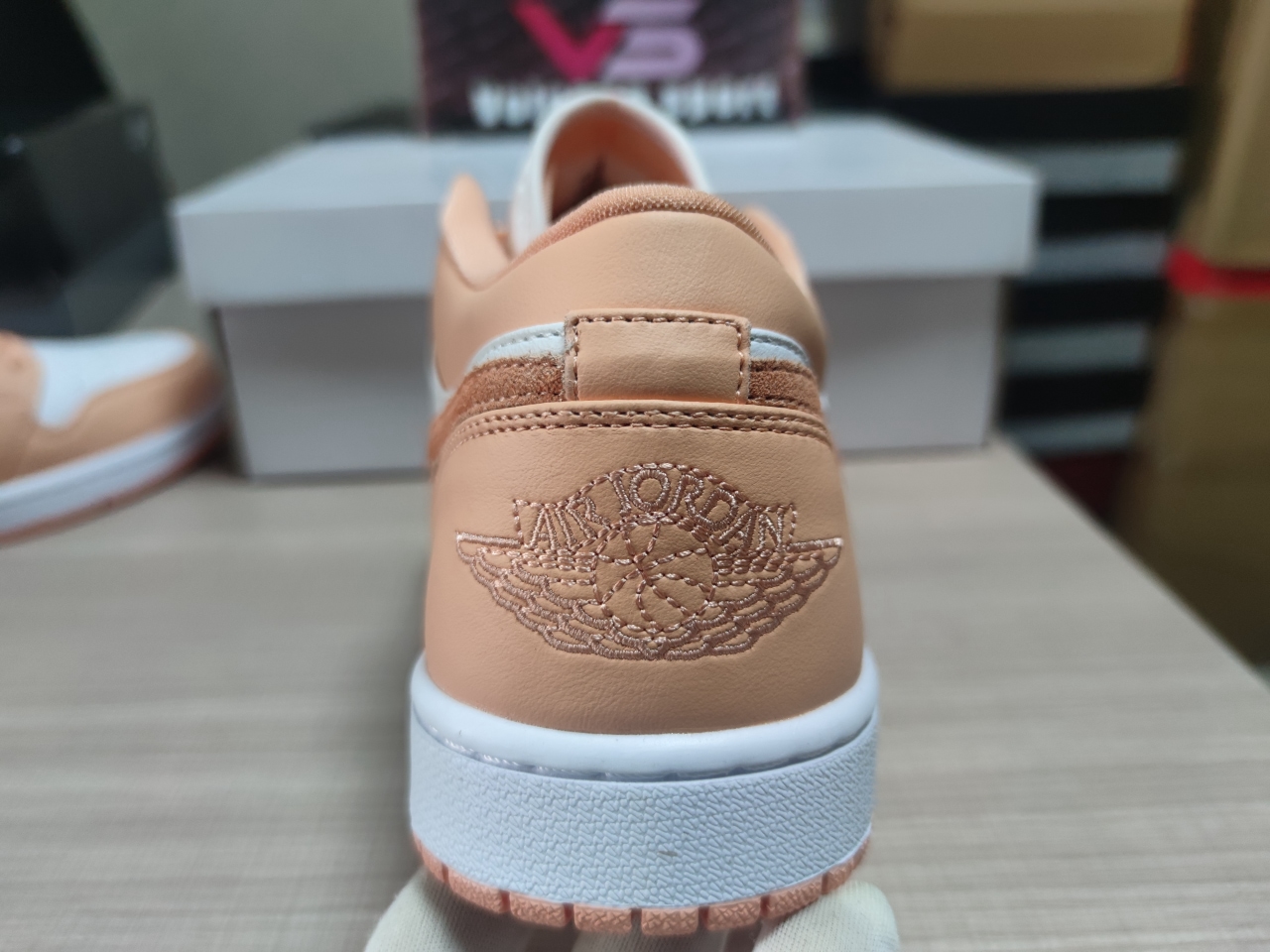 Jordan 1 Low Sunset Haze DC0774-801