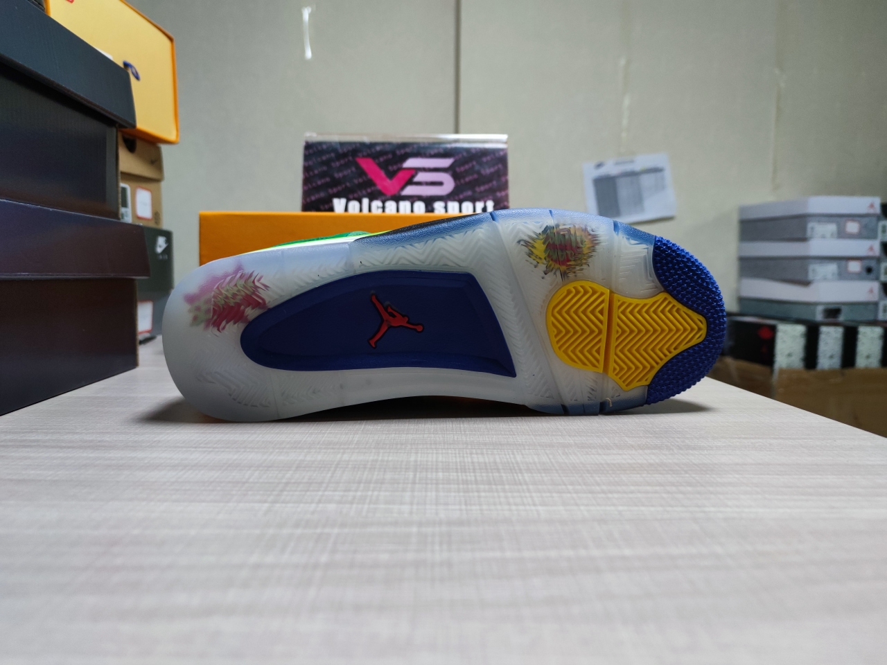 Jordan 4 Retro Doernbecher 408452-015