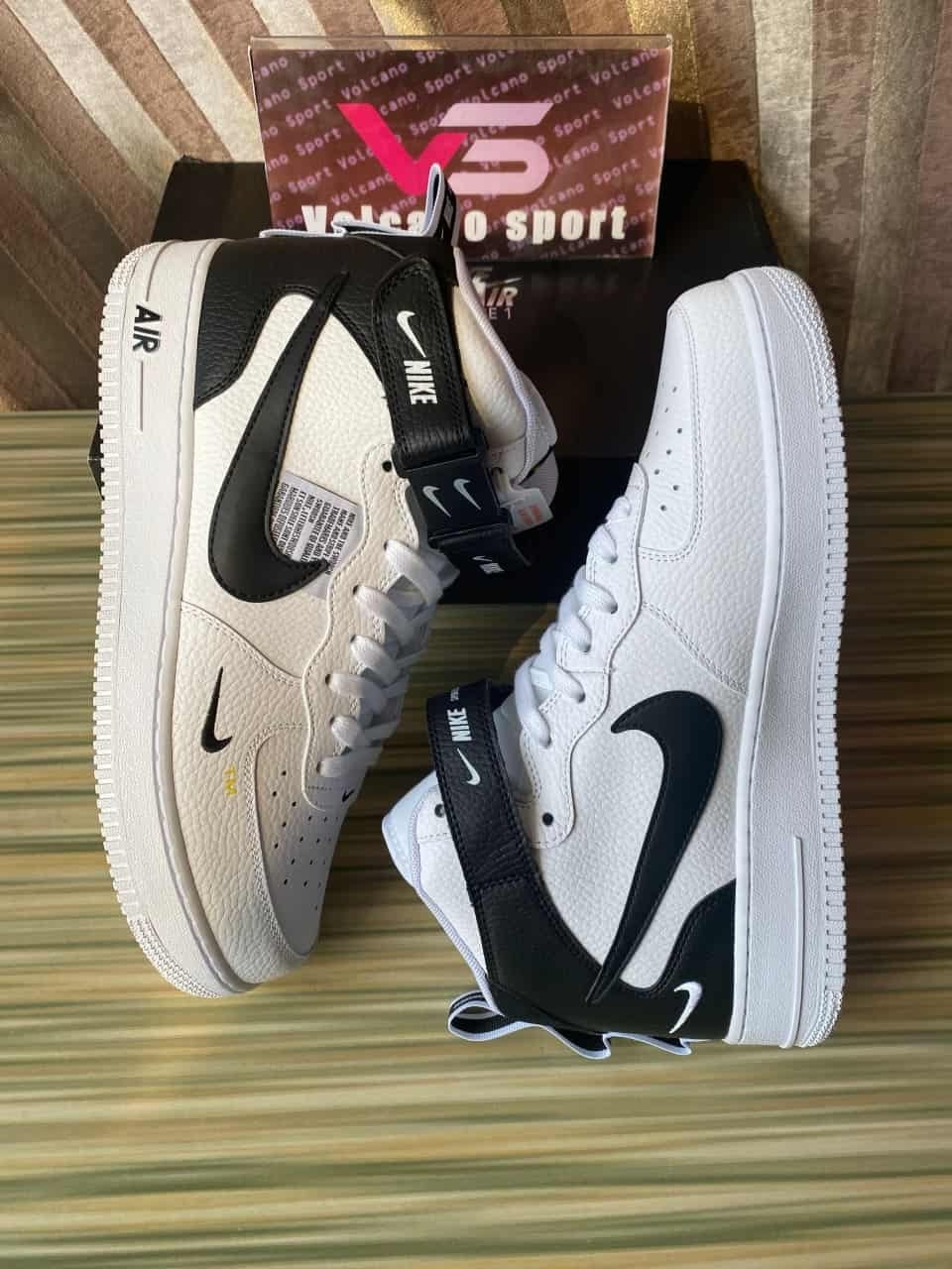 Air Force 1 Mid Utility White Black 804609-103