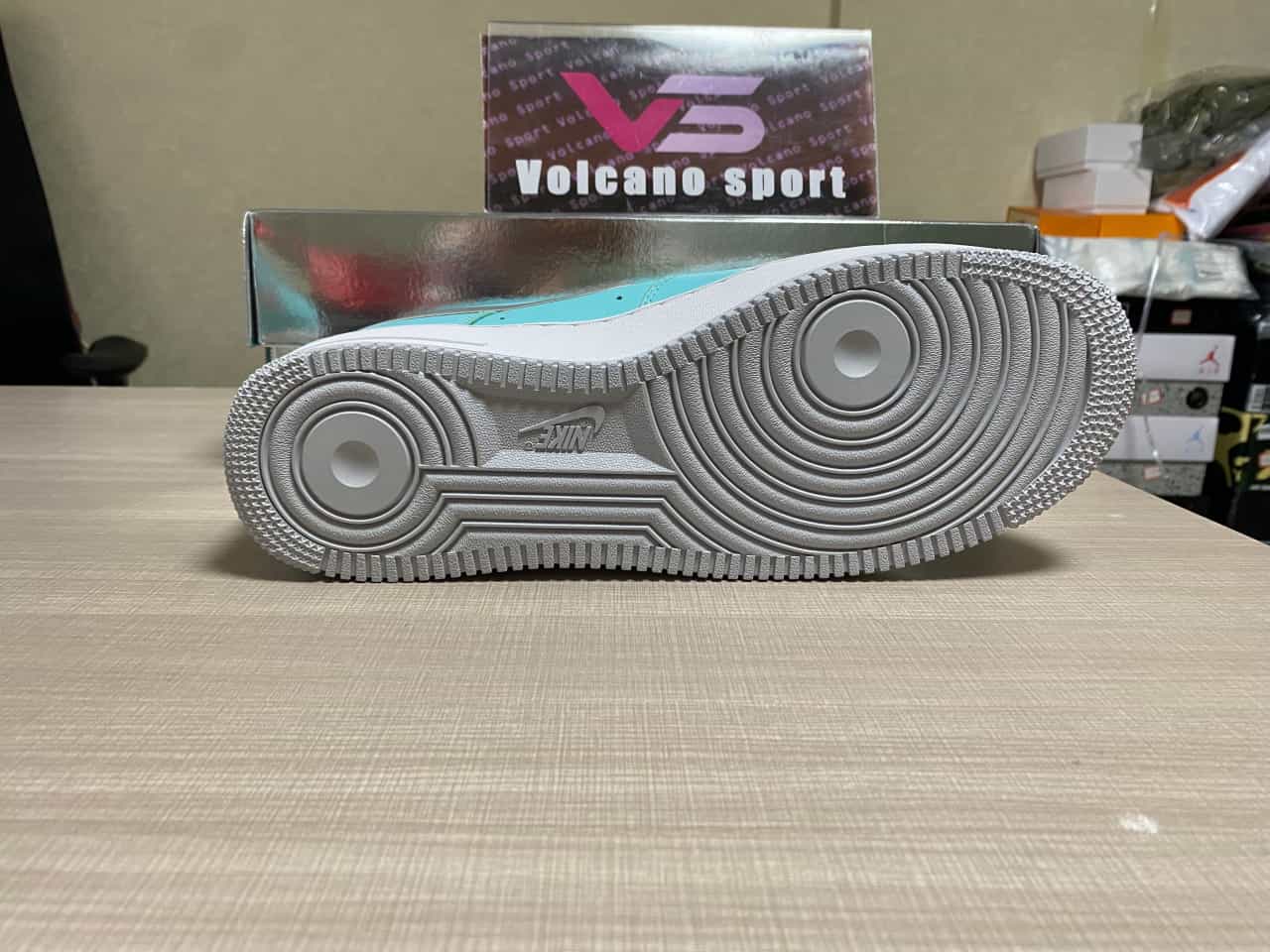 Blue Tiffany & Co.Air Force 1 DZ1382-003