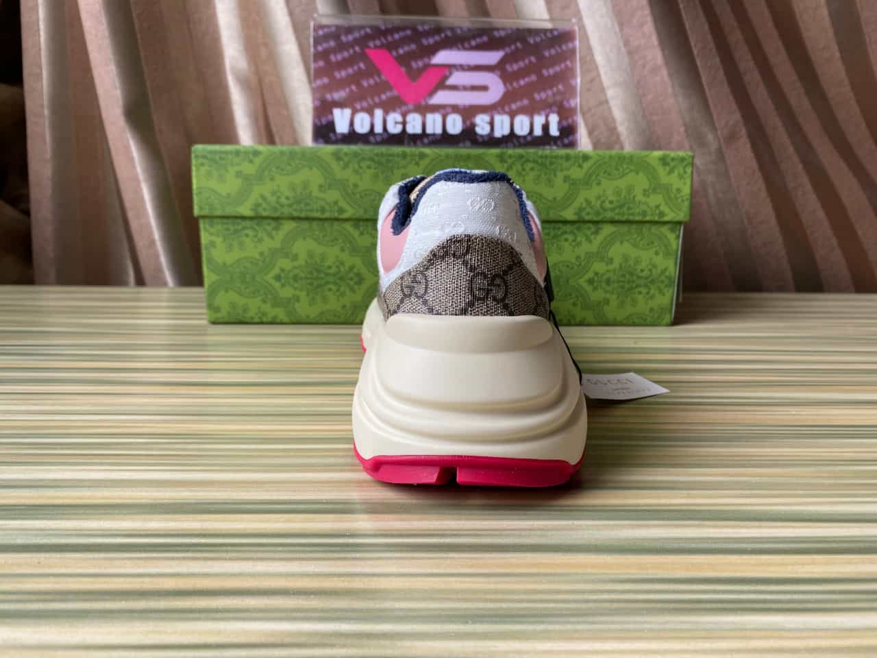 GUCCI Rhyton Beige Ebony