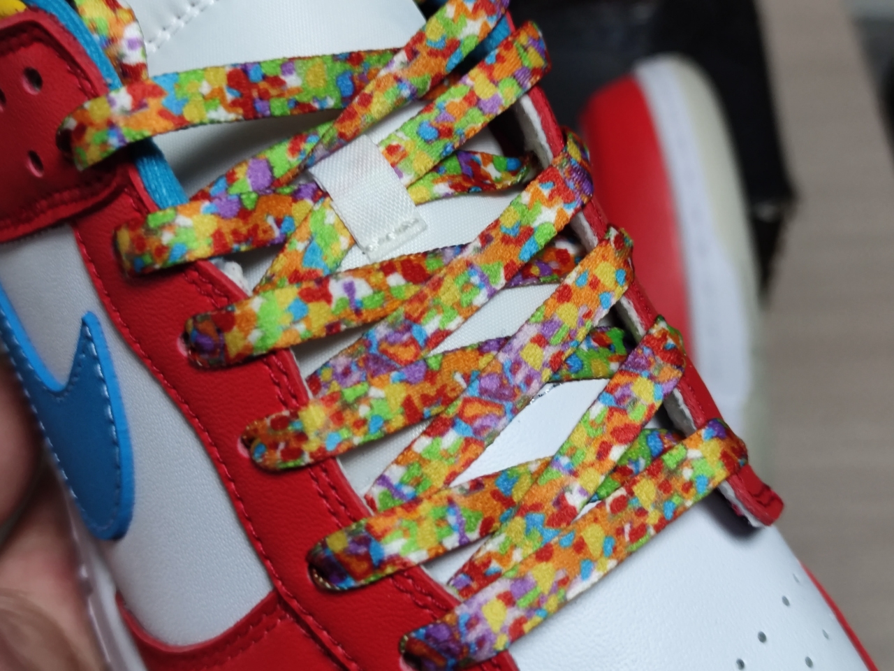 Dunk Low QS LeBron James Fruity Pebbles DH8009-600