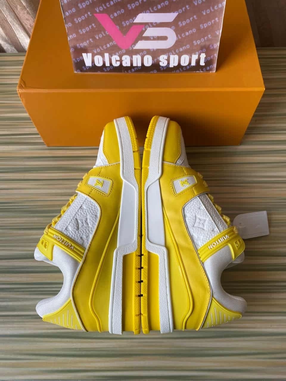 LV Trainer Yellow White Monogram 1AA6XN