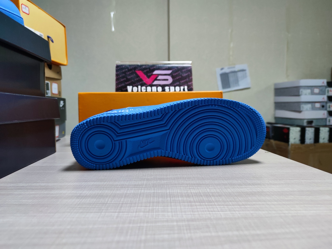 Air Force 1 Low Off-White MCA University Blue CI1173 400