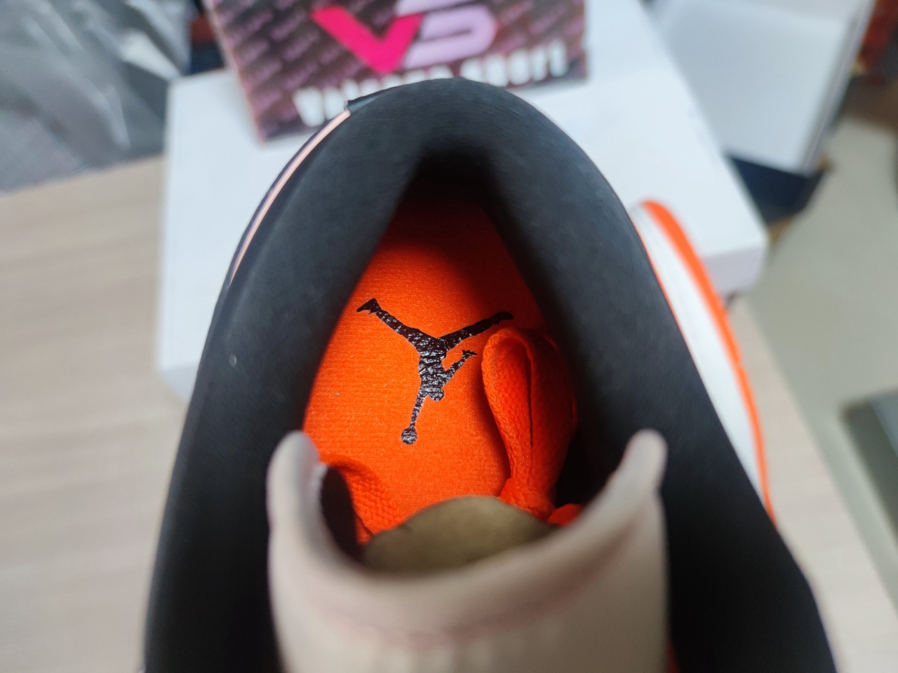 Jordan 1 Low Orange Black DM3379-600