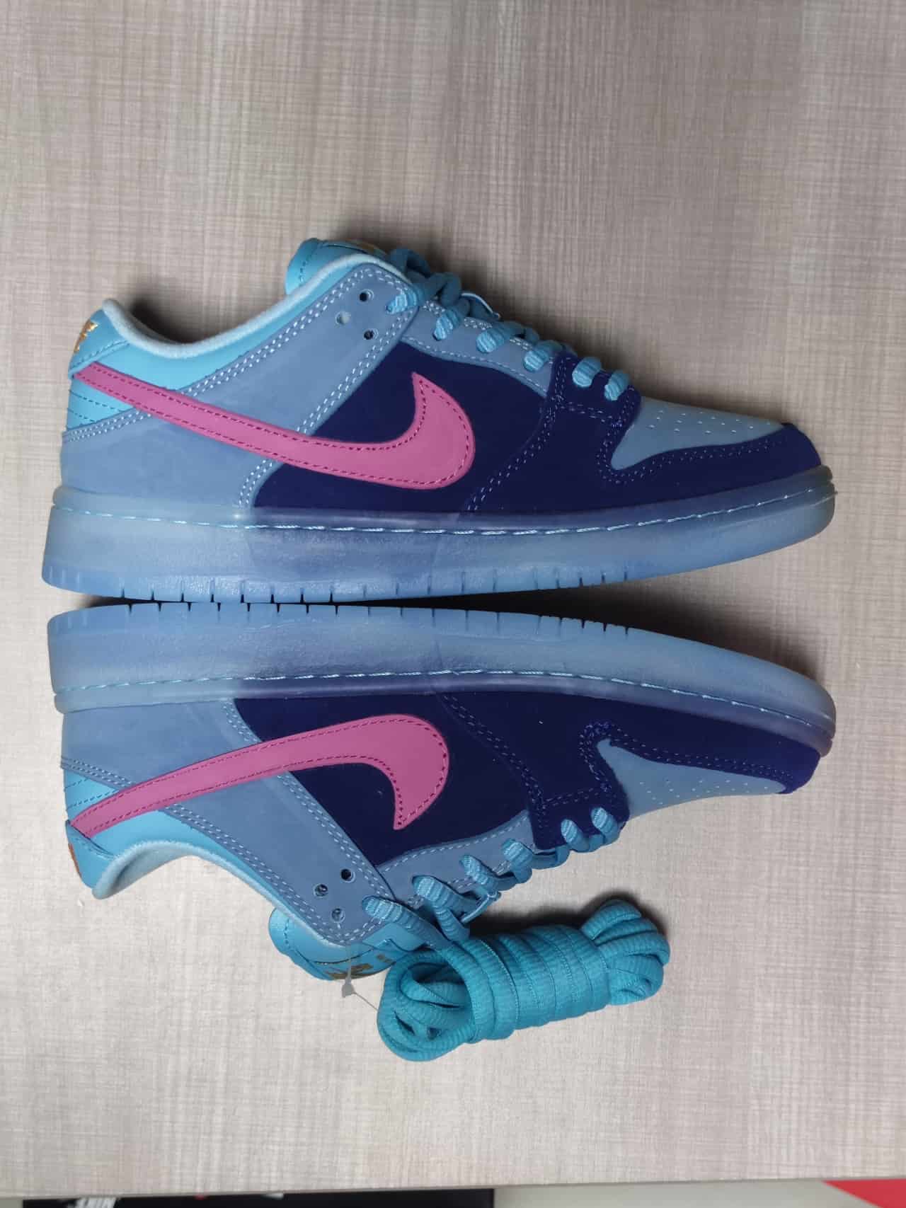 SB Dunk Low Run The Jewels DO9404-400