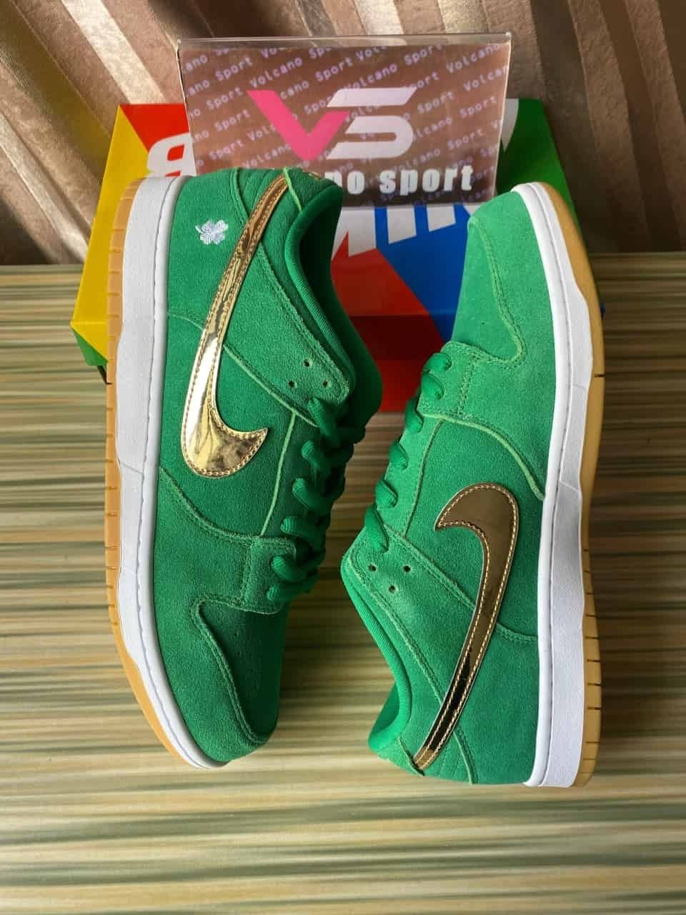 Nike SB Dunk Low Pro St. Patrick's Day BQ6817-303
