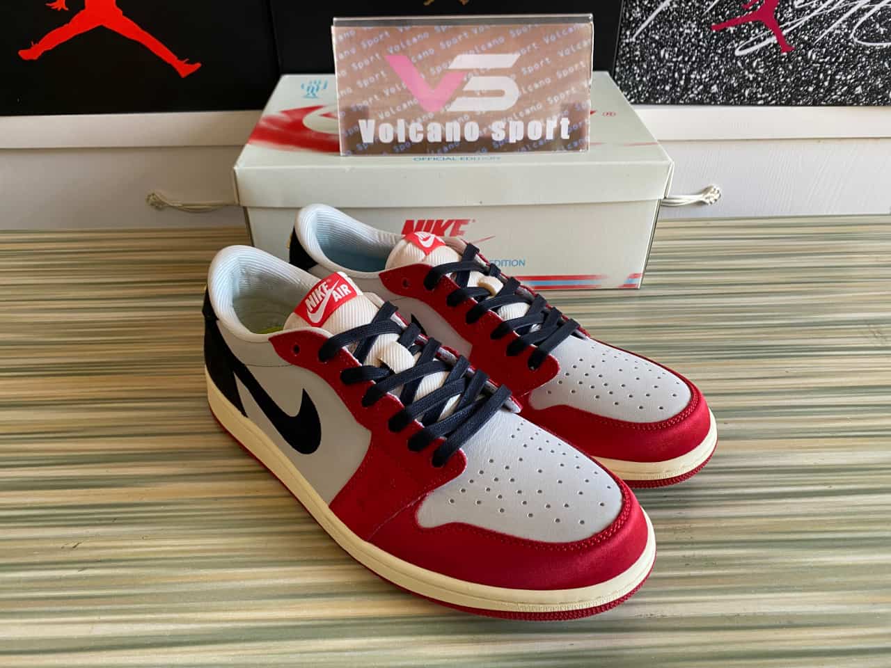 Jordan 1 Retro Low OG
