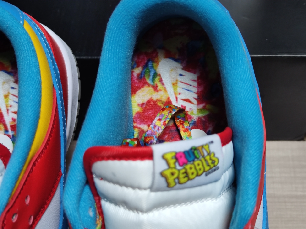 Dunk Low QS LeBron James Fruity Pebbles DH8009-600