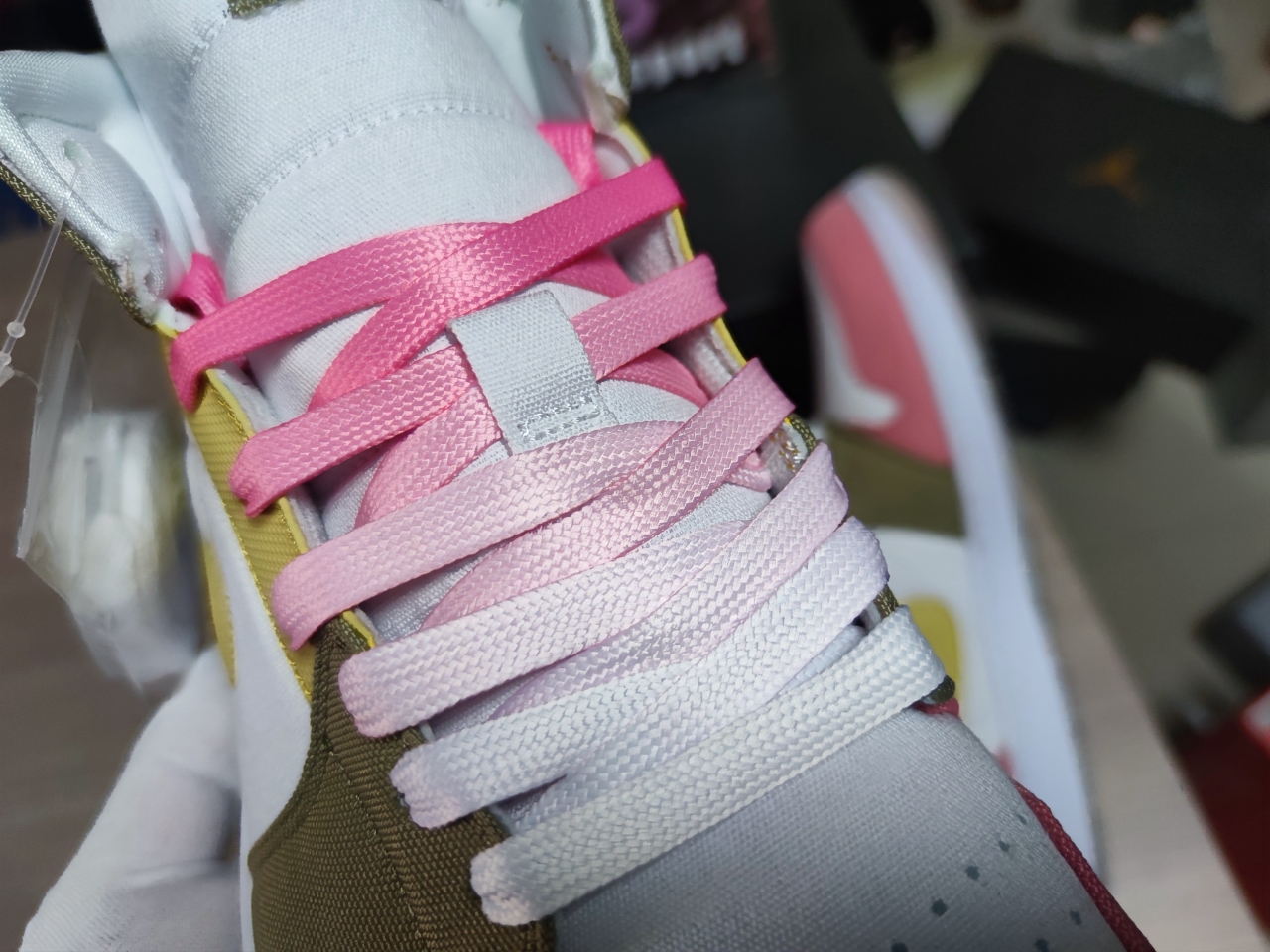 Jordan 1 Mid SE Elephant Print DM1200 016