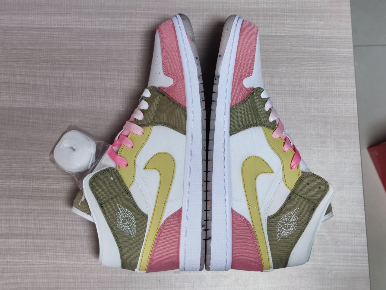 Jordan 1 Mid SE Elephant Print DM1200 016