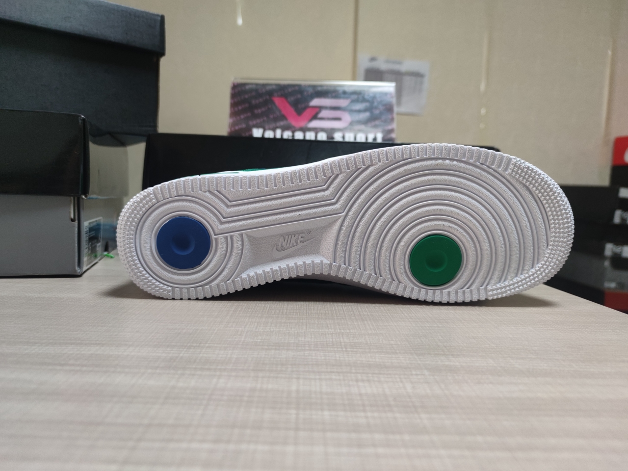 Air Force 1 Low '07 LV8 40th Anniversary Malachite DQ7658-300