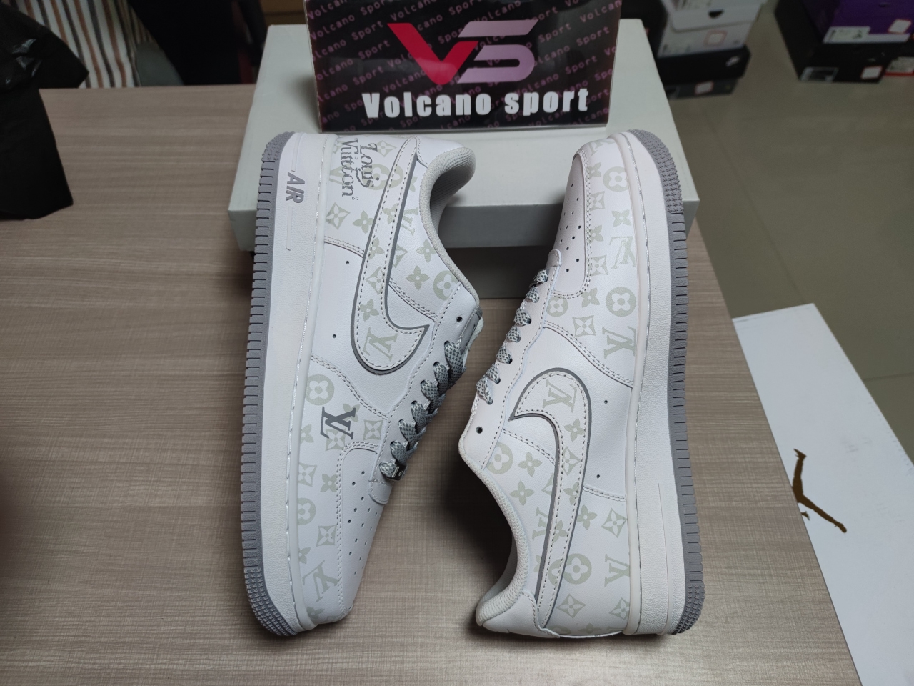 LV x Air force 1