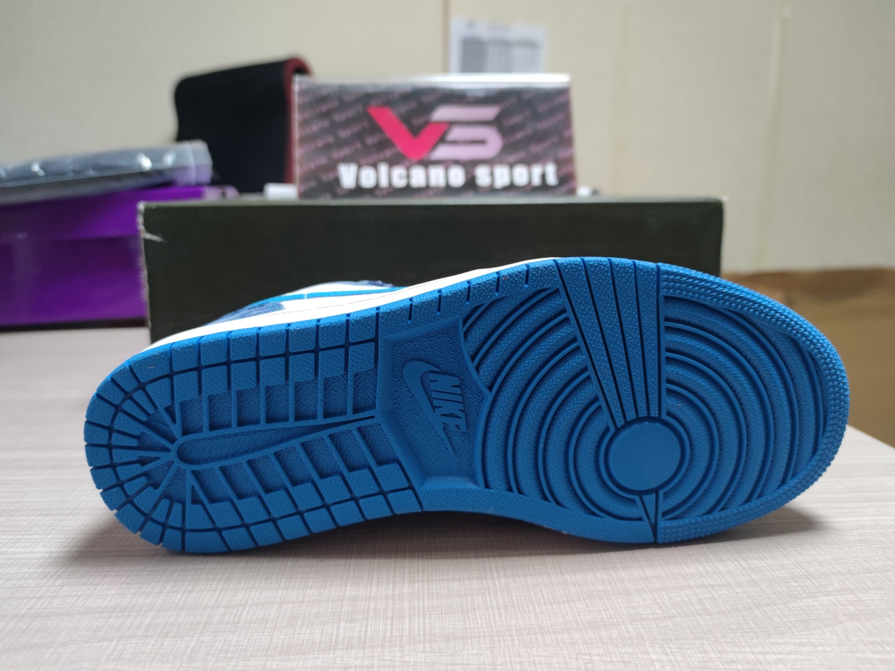 Jordan 1 Low Washed Denim DM8947 100