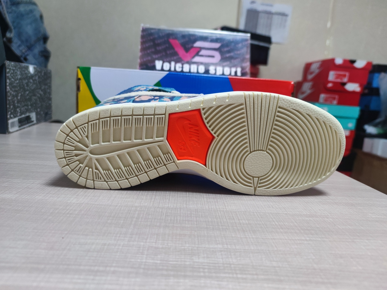 SB Dunk High Hawaii CZ2232-300