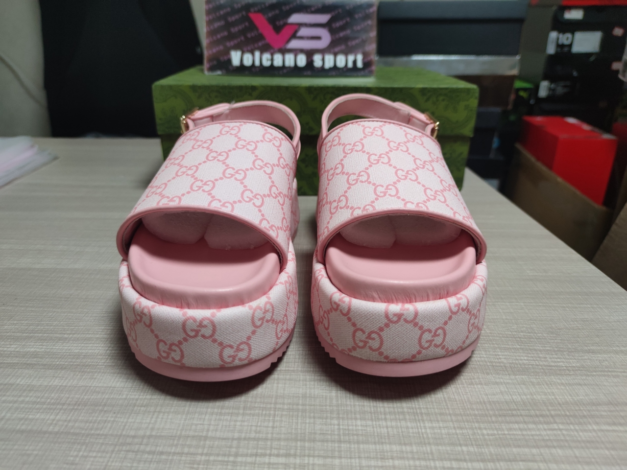 GUCCI Angelina Supreme Platform 30mm Sandal Pink