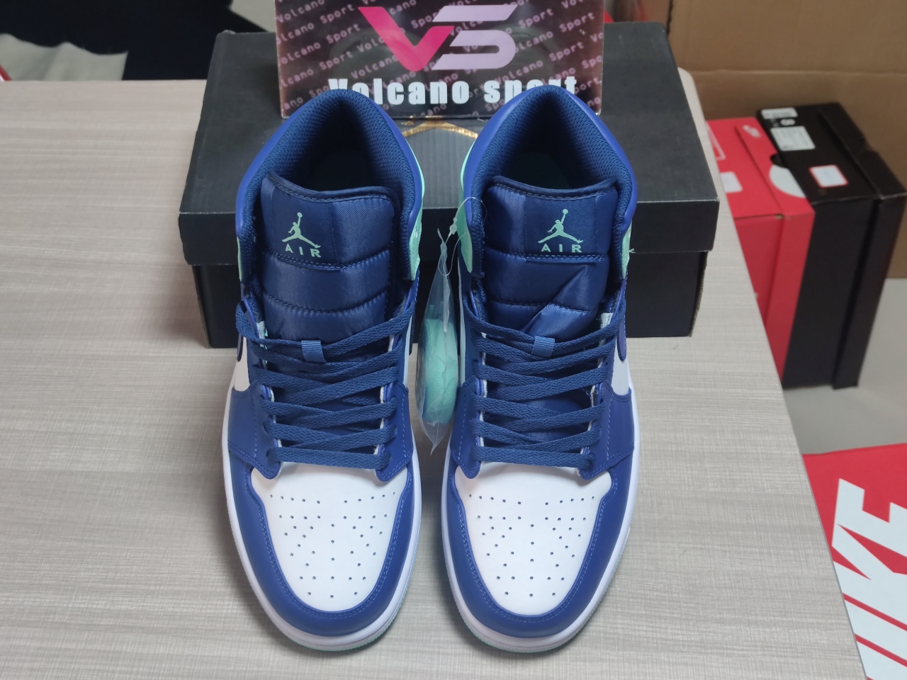 Jordan 1 Mid Mystic Navy Mint Foam 554724 413