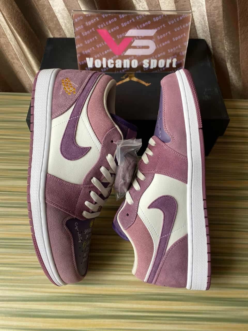 Jordan 1 Low Unity DR8057-500