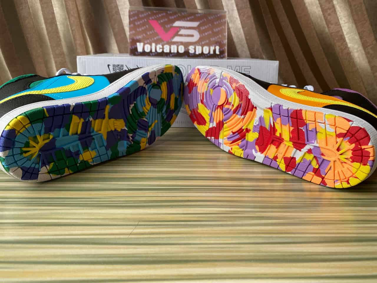 Jordan 1 Mid SS Six Championships FD1317-007