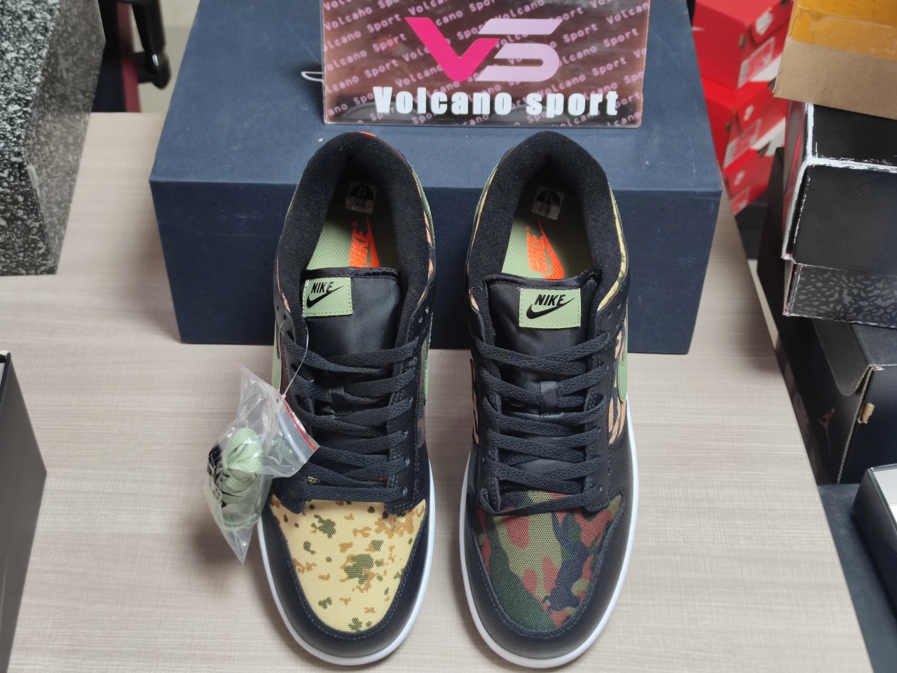 Dunk Low Crazy Camo DH0957-001