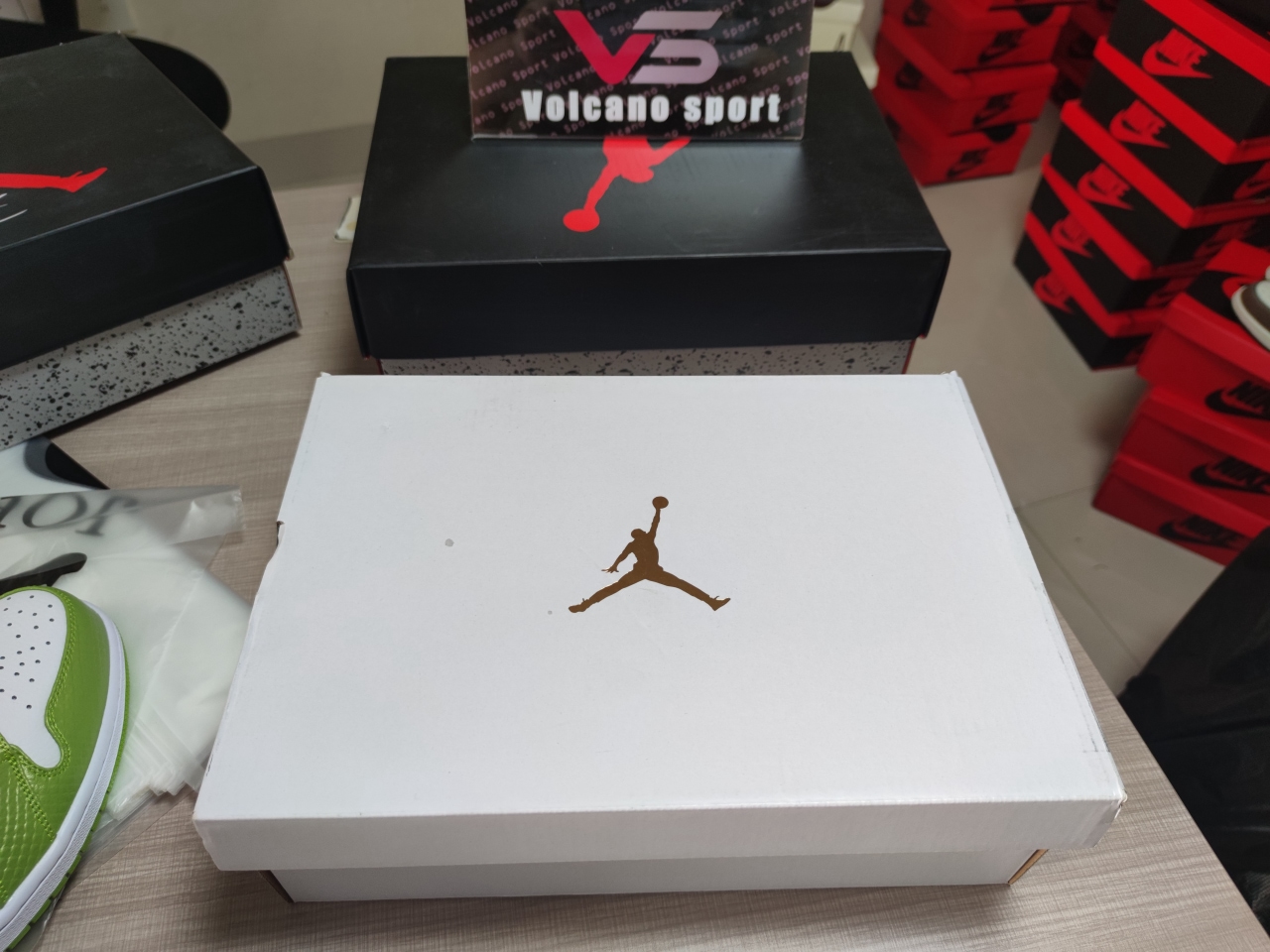 Jordan 1 Mid Green Python DV2959 113