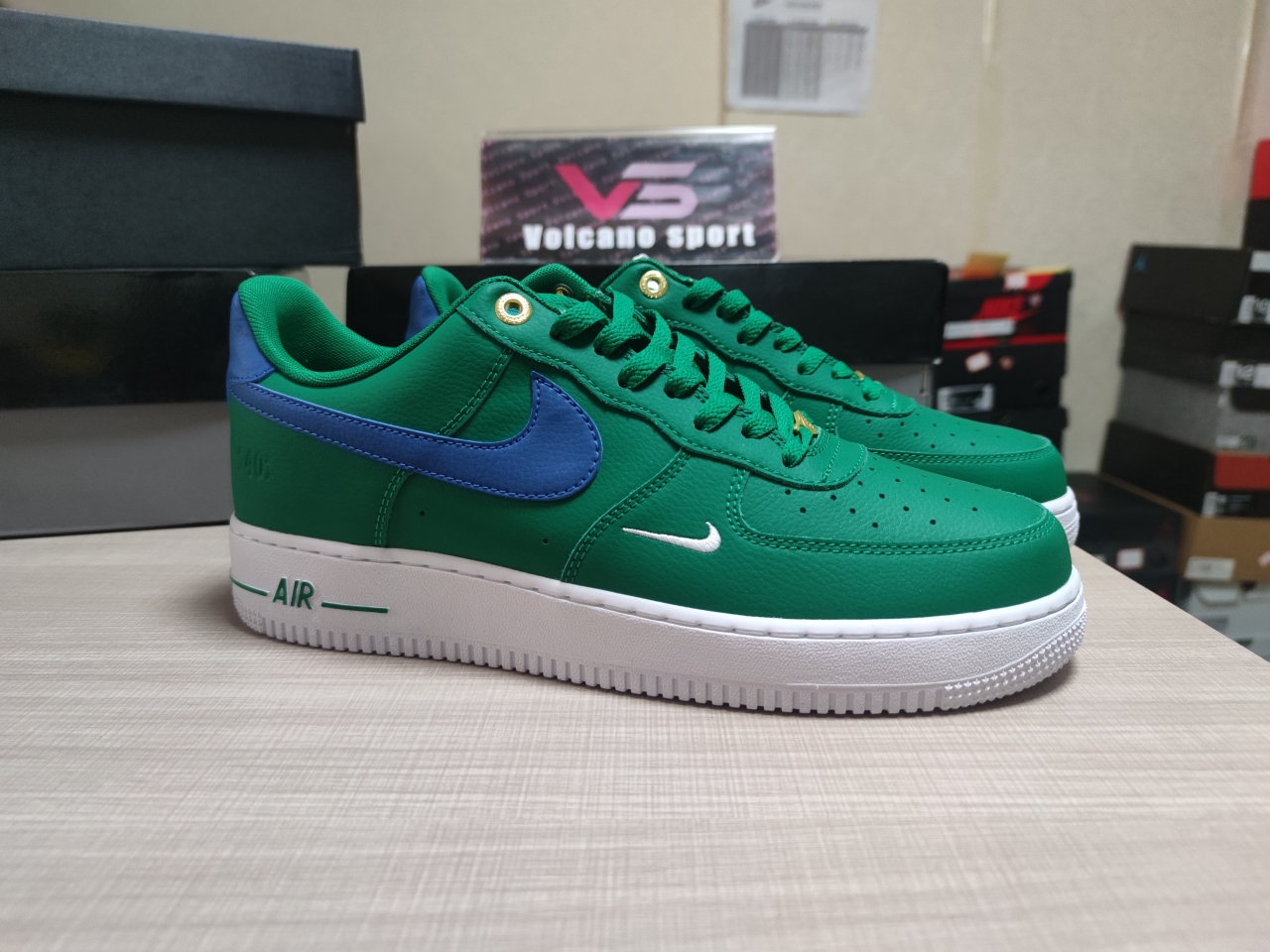Air Force 1 Low '07 LV8 40th Anniversary Malachite DQ7658-300