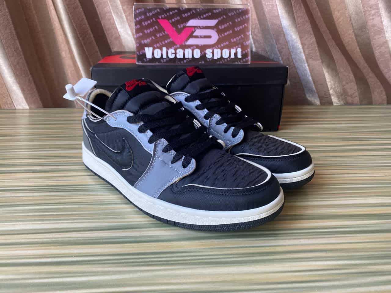 Jordan 1 Low OG EX Black Smoke Grey DV0982-006