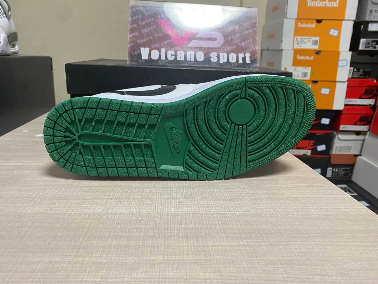 Jordan 1 Low White Lucky Green Black 553558-129
