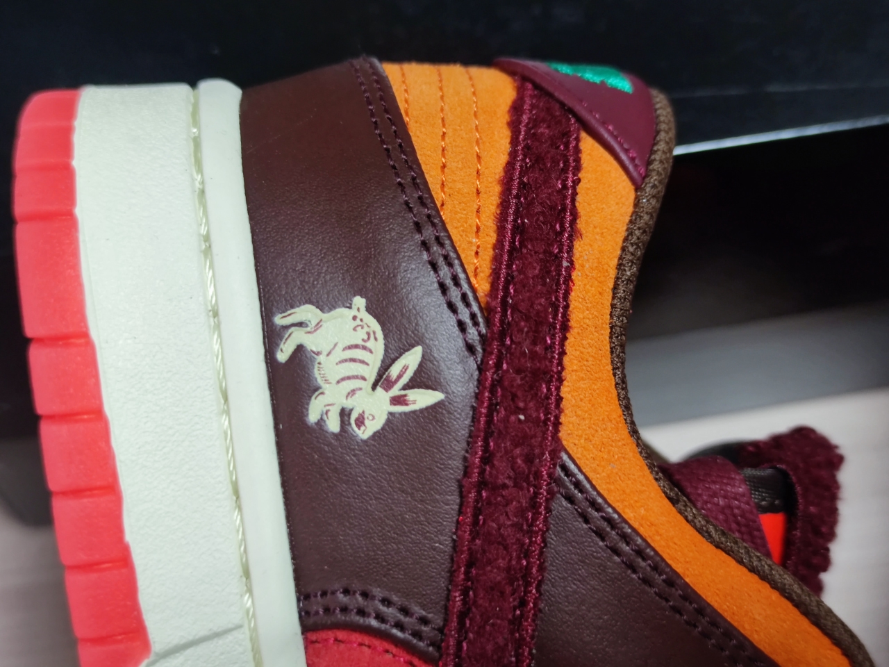 Dunk Low Retro PRM Year of the Rabbit Light Crimson FD4203 661