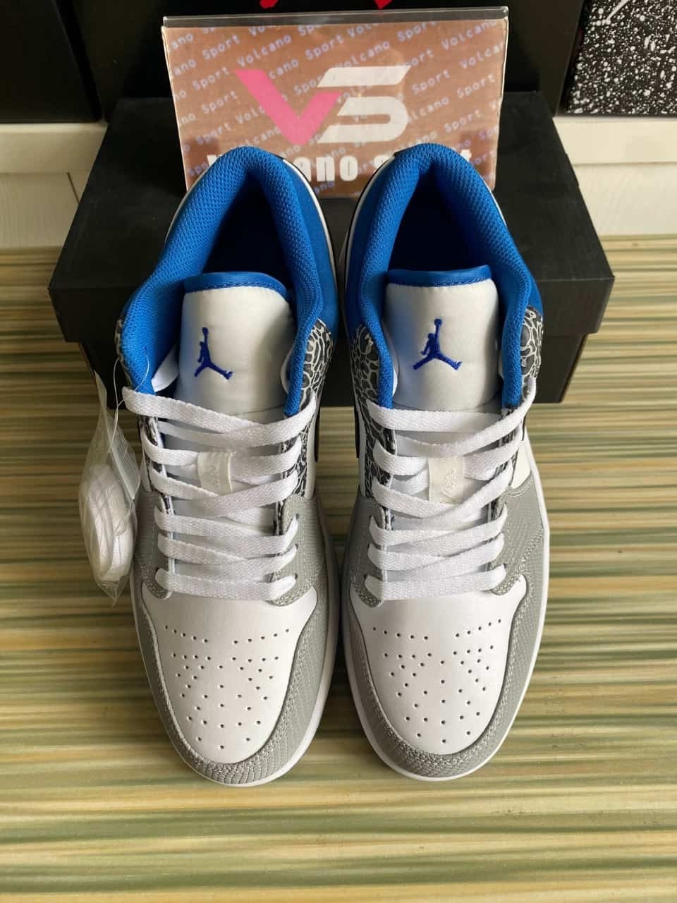 Jordan 1 Low SE True Blue DM1199-140